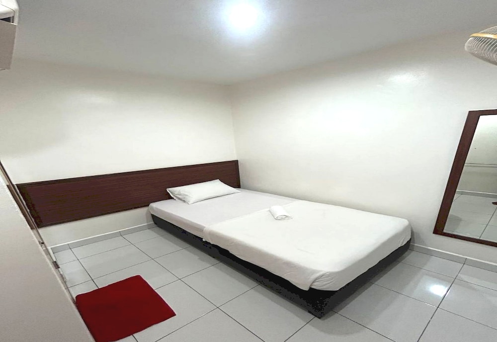 Hotel O Dns 6/22