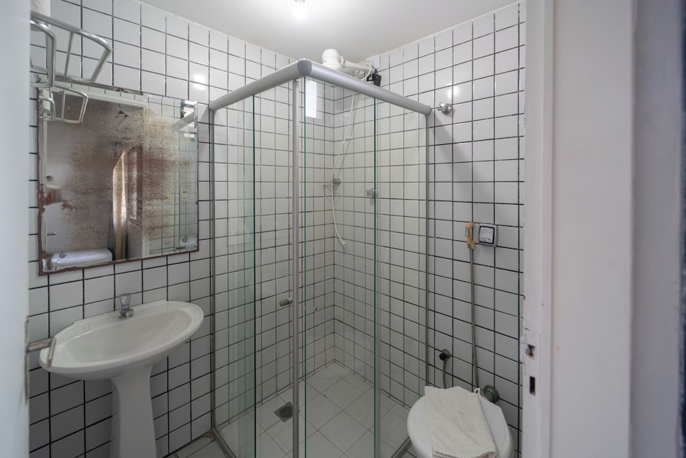 Lagoa Park Hotel 38/40