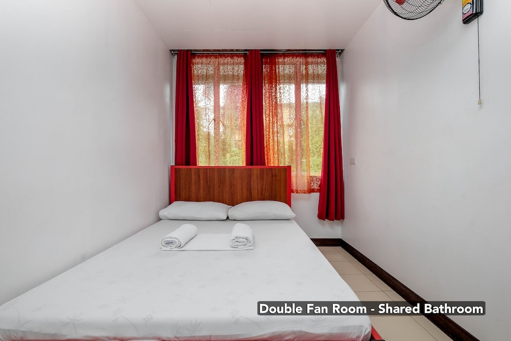 Stay Malate Hostel 27/59