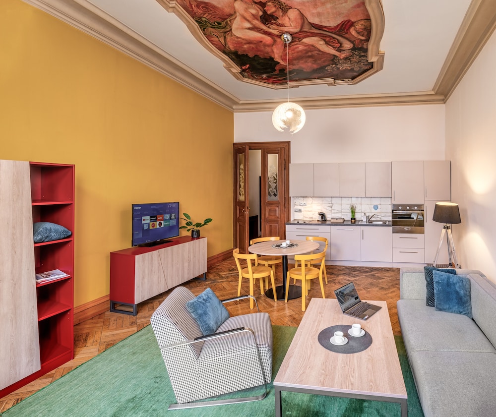 Art House Apartments by Adrez Living 12/23