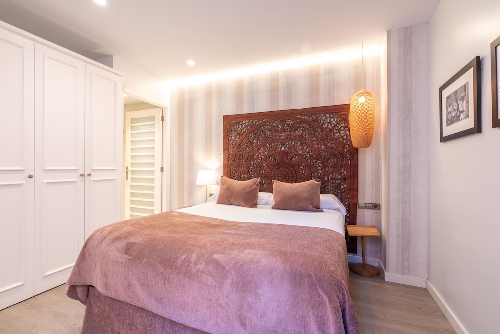Serennia Fira Gran Via Exclusive Rooms 14/47