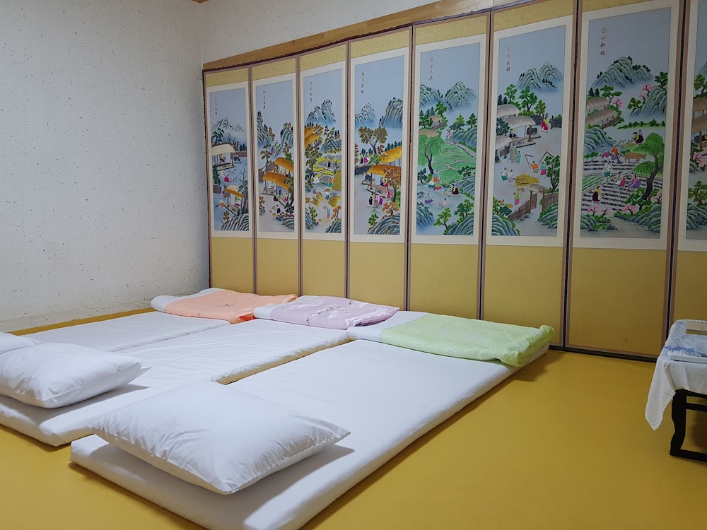 Dajayon Guest House 45/70