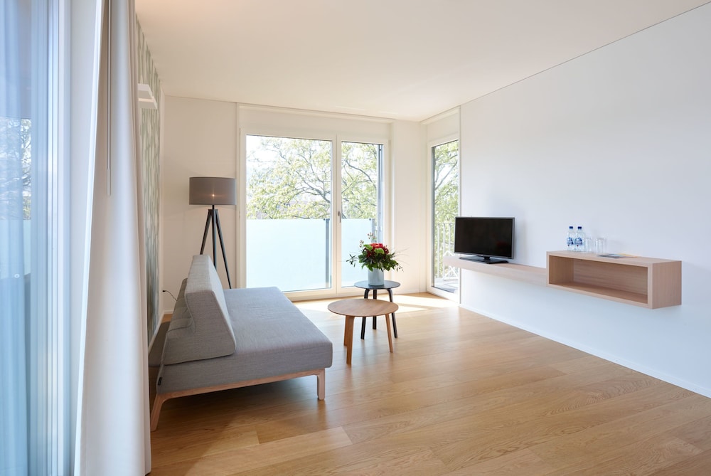 NEWSTAR SWISS QUALITY HOTEL 18/31