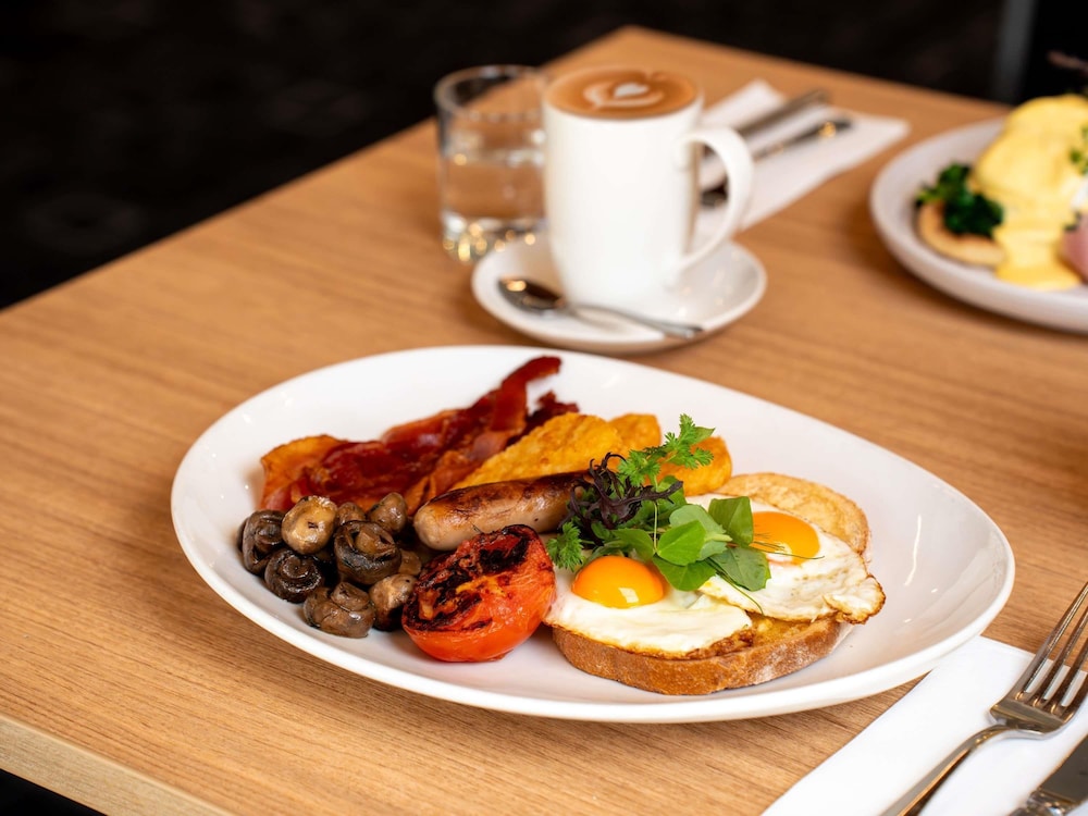 Mercure Newcastle Airport 36/50