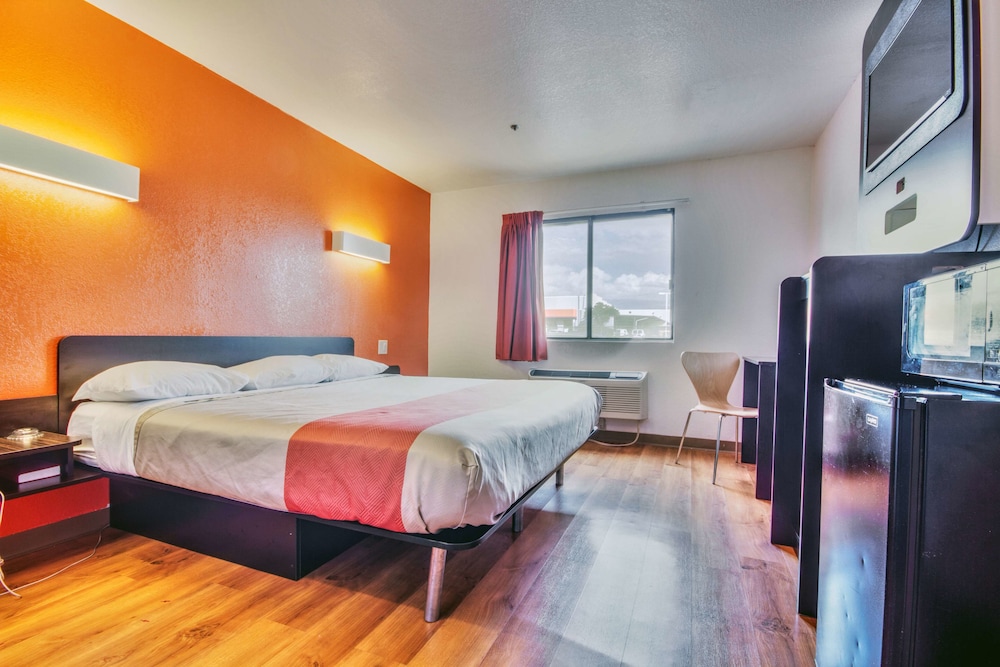 Motel6 Dallas, TX - Fair Park 33/54
