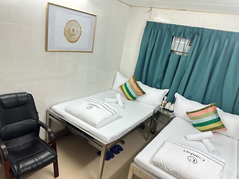 Comfort Guest House 24/50