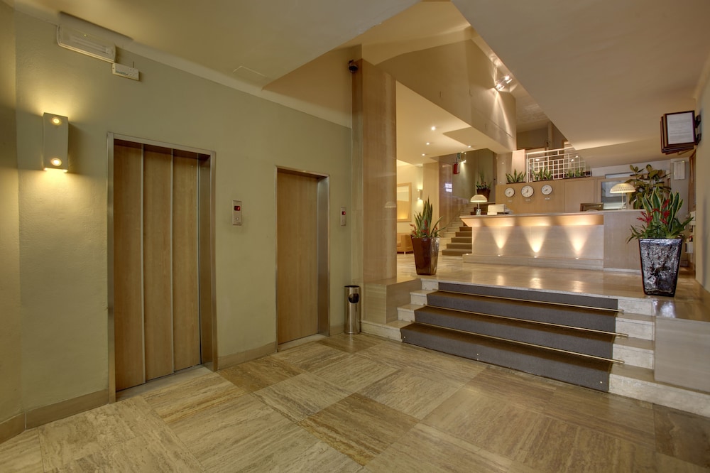 Hotel Delle Nazioni 10/50