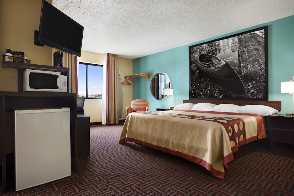 Super 8 By Wyndham Marion 13/25