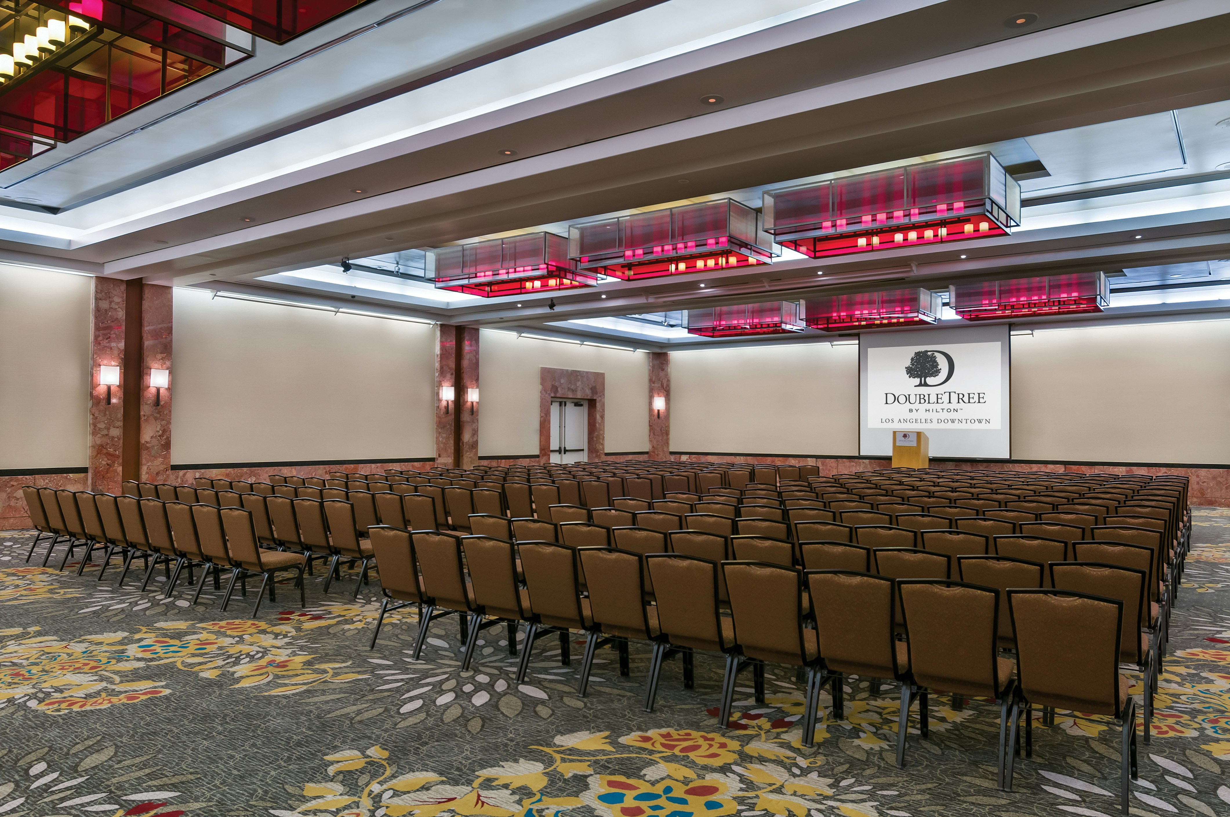 DoubleTree by Hilton Hotel Los Angeles Downtown 65/79