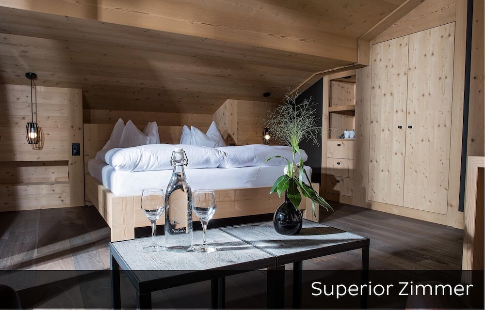غرفة سوبيريور بسرير كينج، Hotel Arc En Ciel Gstaad 8/8