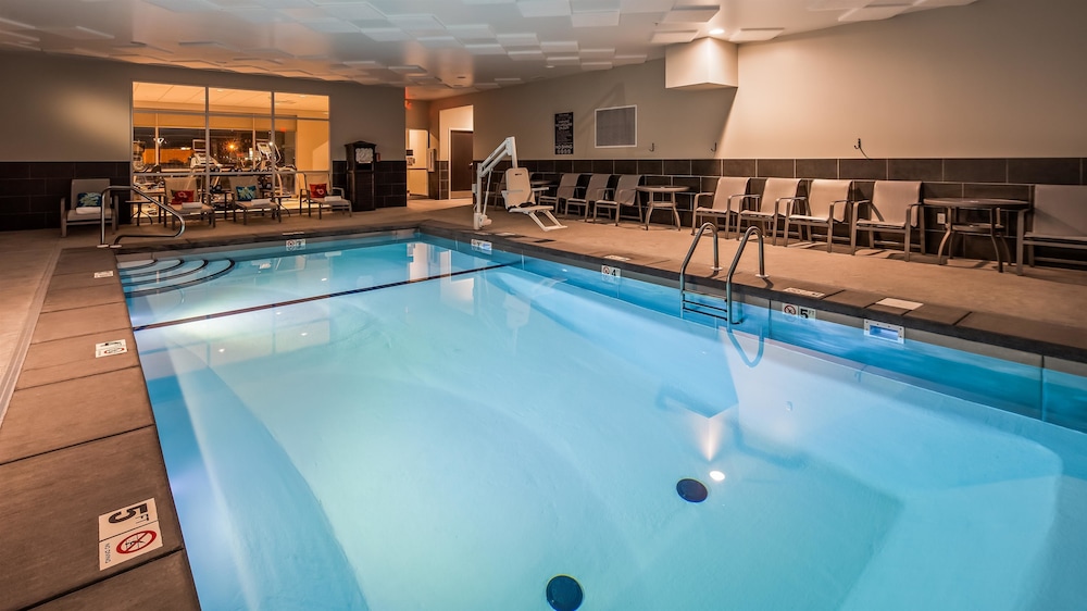 Best Western Plus Bolivar Hotel & Suites 19/46
