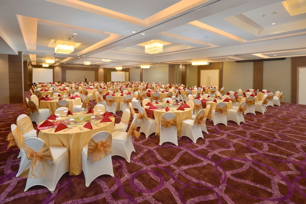 Platinum Adisucipto Hotel Conference 38/51