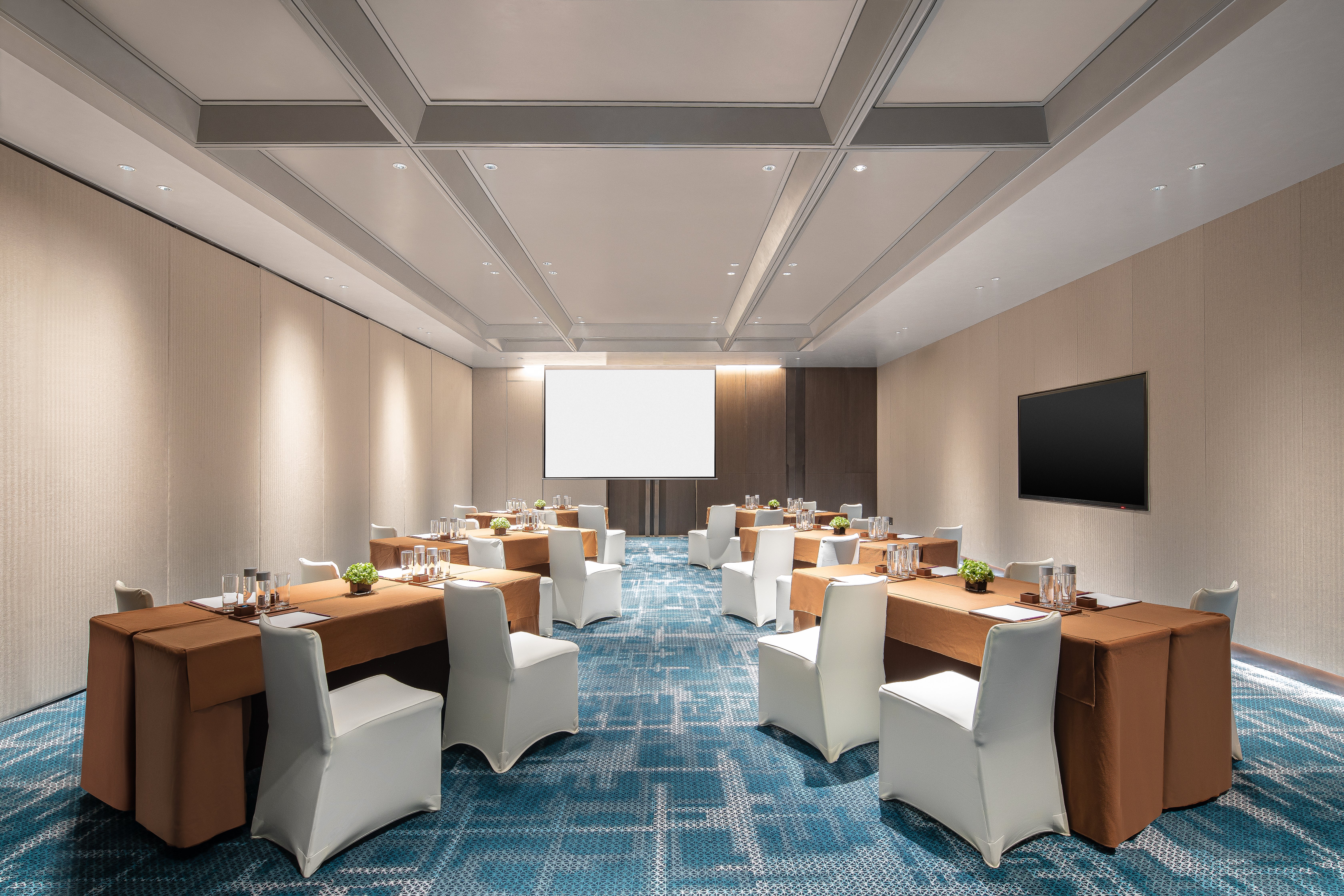 Crowne Plaza Shanghai Hongqiao 36/50