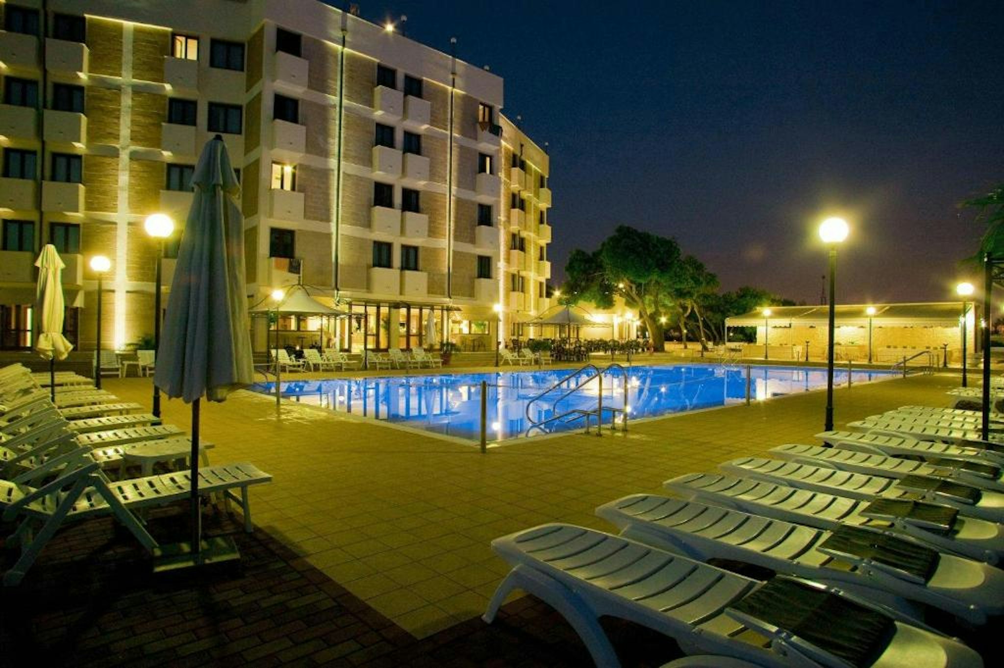 Ara Solis Hotel 2/78