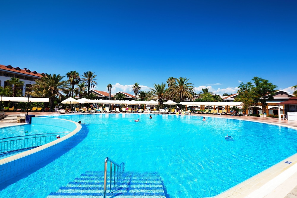 Club Hotel Turan Prince World 25/50