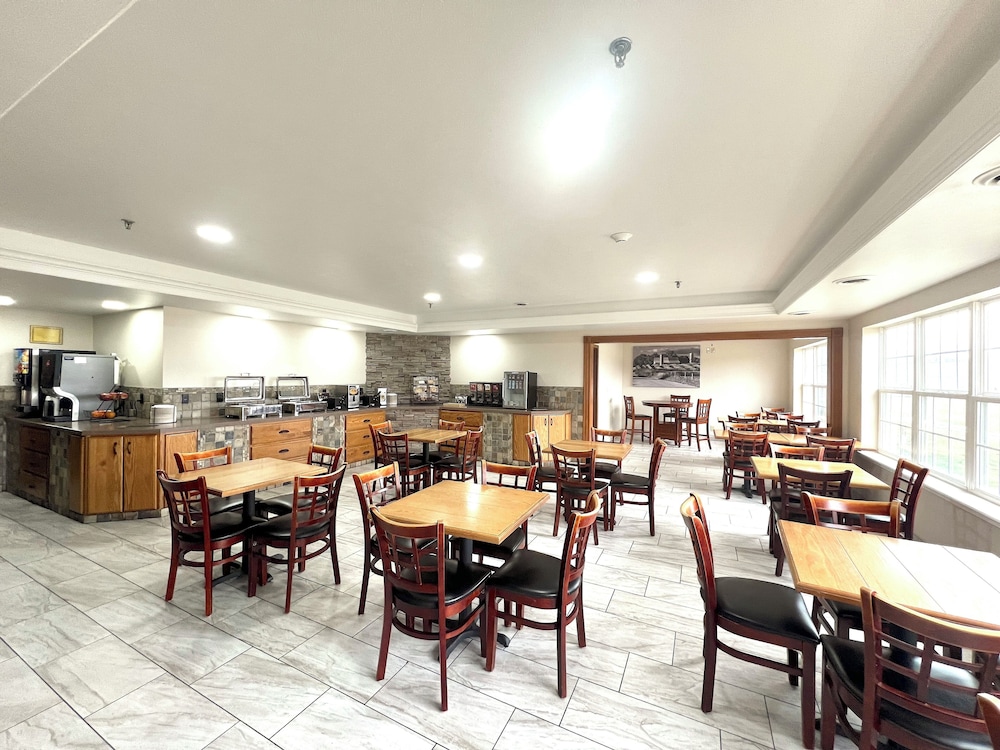 Van Buren Hotel 38/50