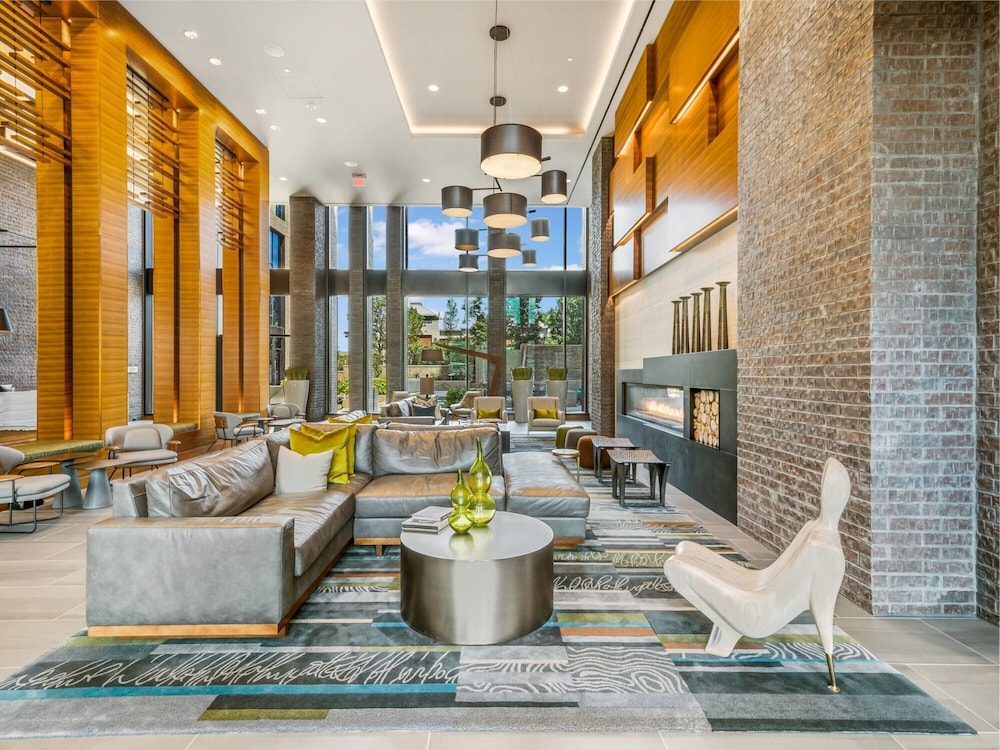 Global Luxury Suites at Reston Town Center 50/75