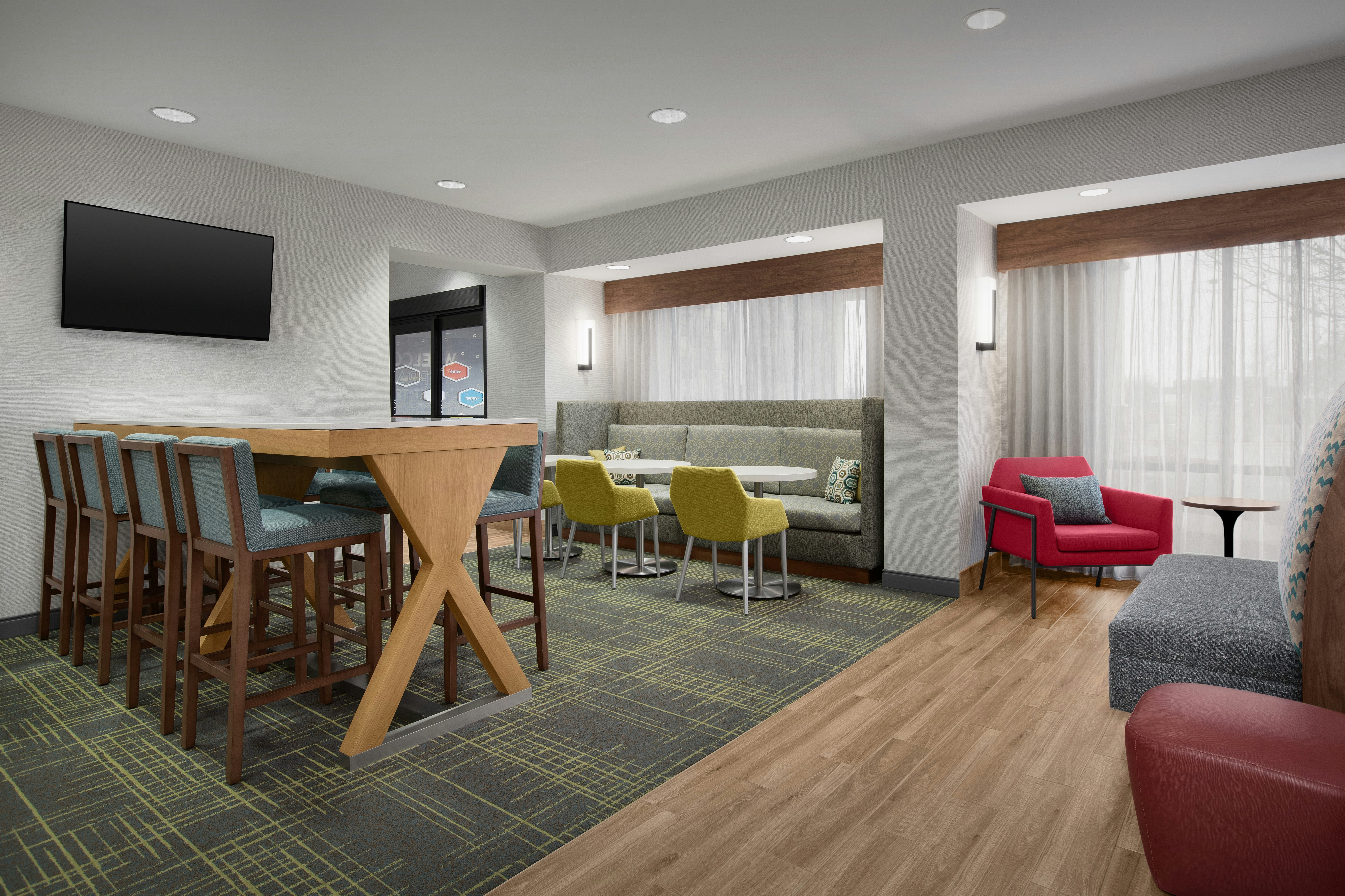 Hampton Inn Yorkville 12/17
