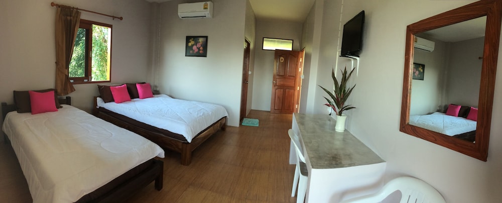 Pai Porpeang Guesthouse 20/50