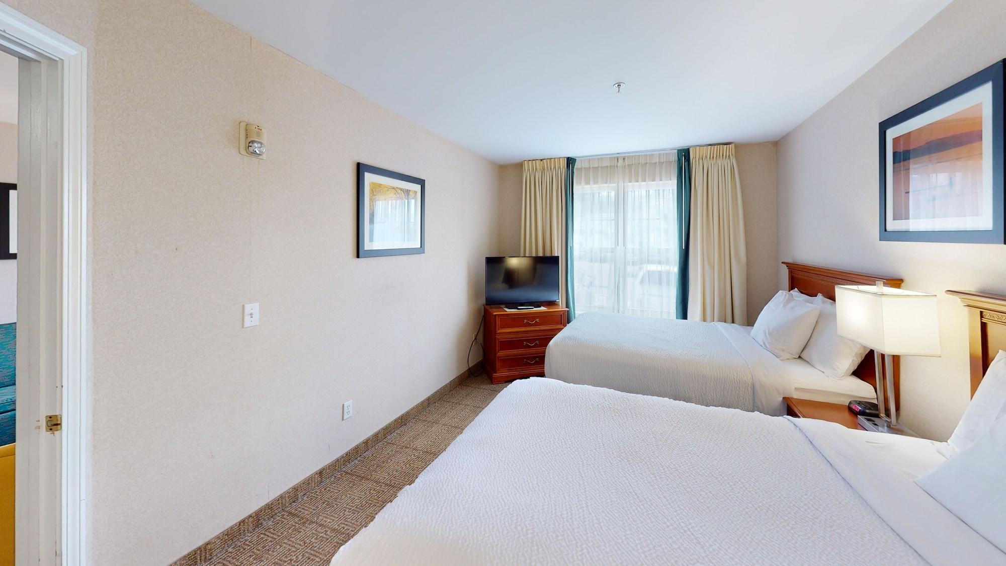 Suite, Multiple Beds