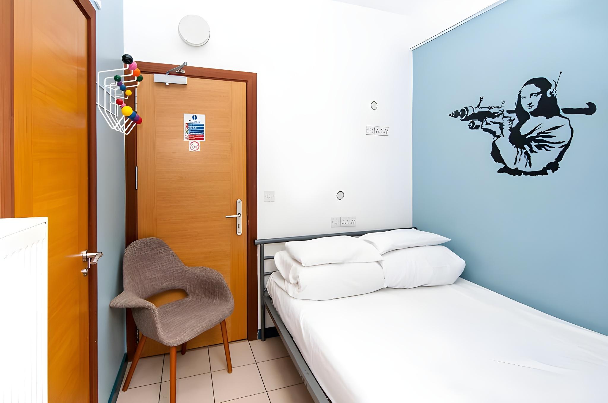 Double Room with Shower