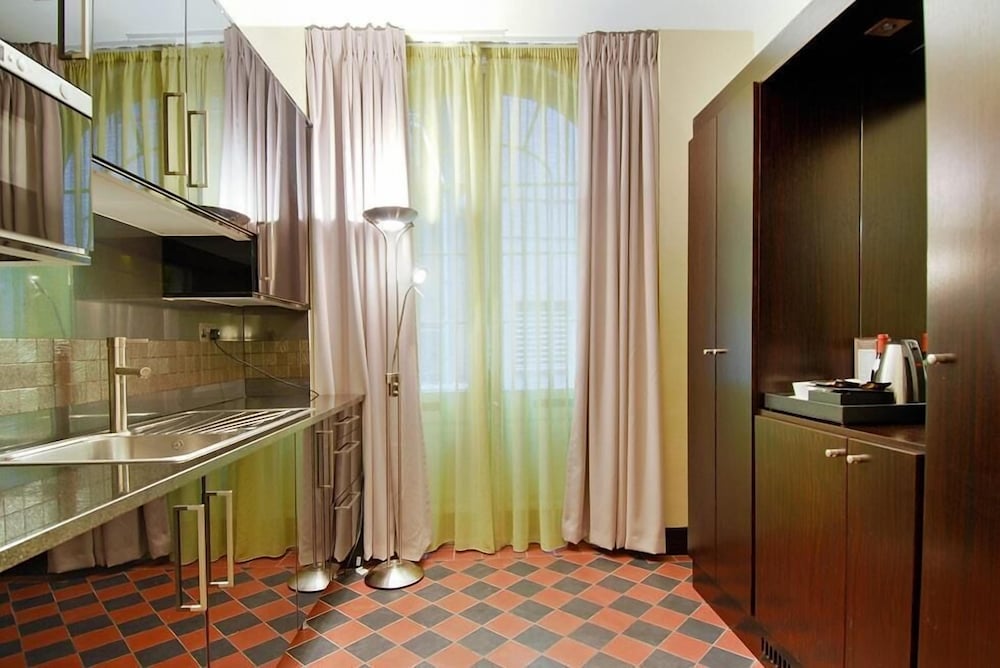 Montcalm Brewery Townhouse 42/42