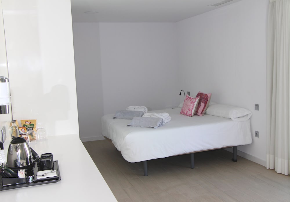 Seven Hotel And Wellness Gay Men Only 23/63