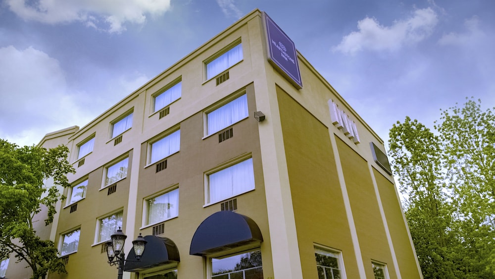 Hearthstone Inn Halifax Dartmouth 1/50