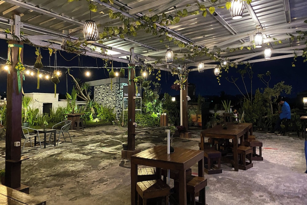 Hotel Lestari Near Lippo Plaza Mall Jember 26/36