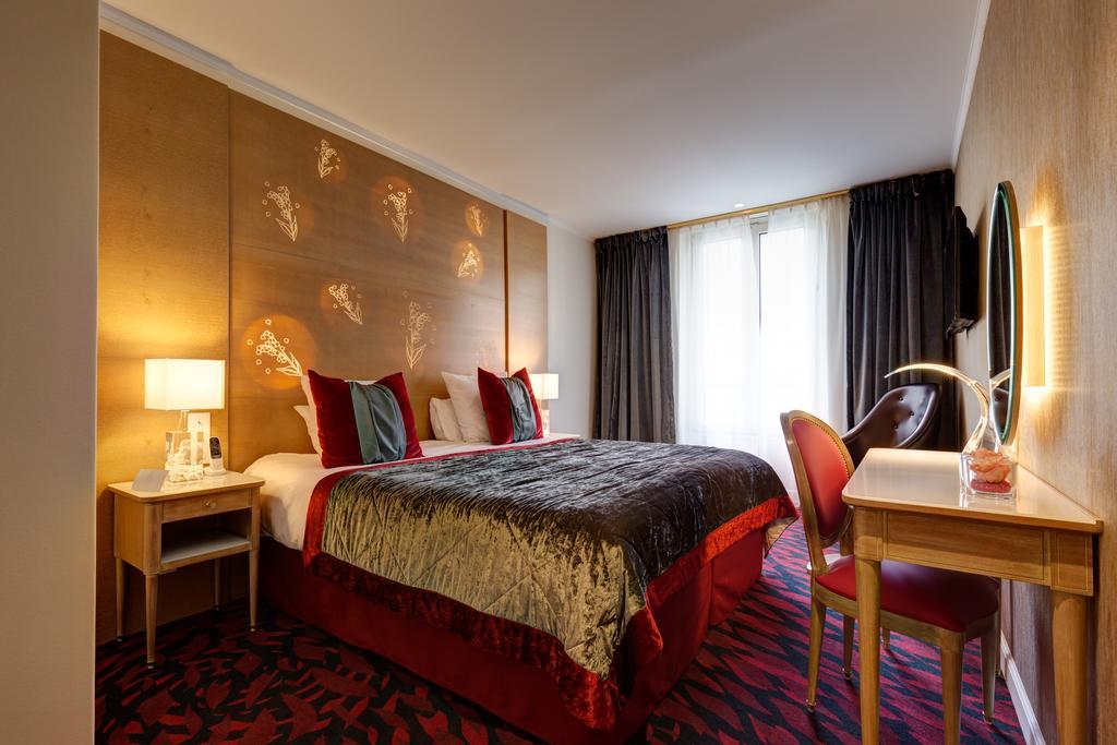 HOTEL MUGUET 16/50