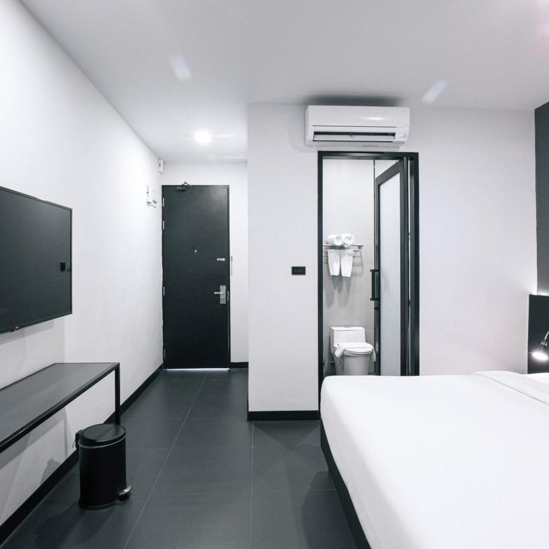 غرفة بسرير مزدوج بإطلالة على المسبح، CREW HOTEL 8/10