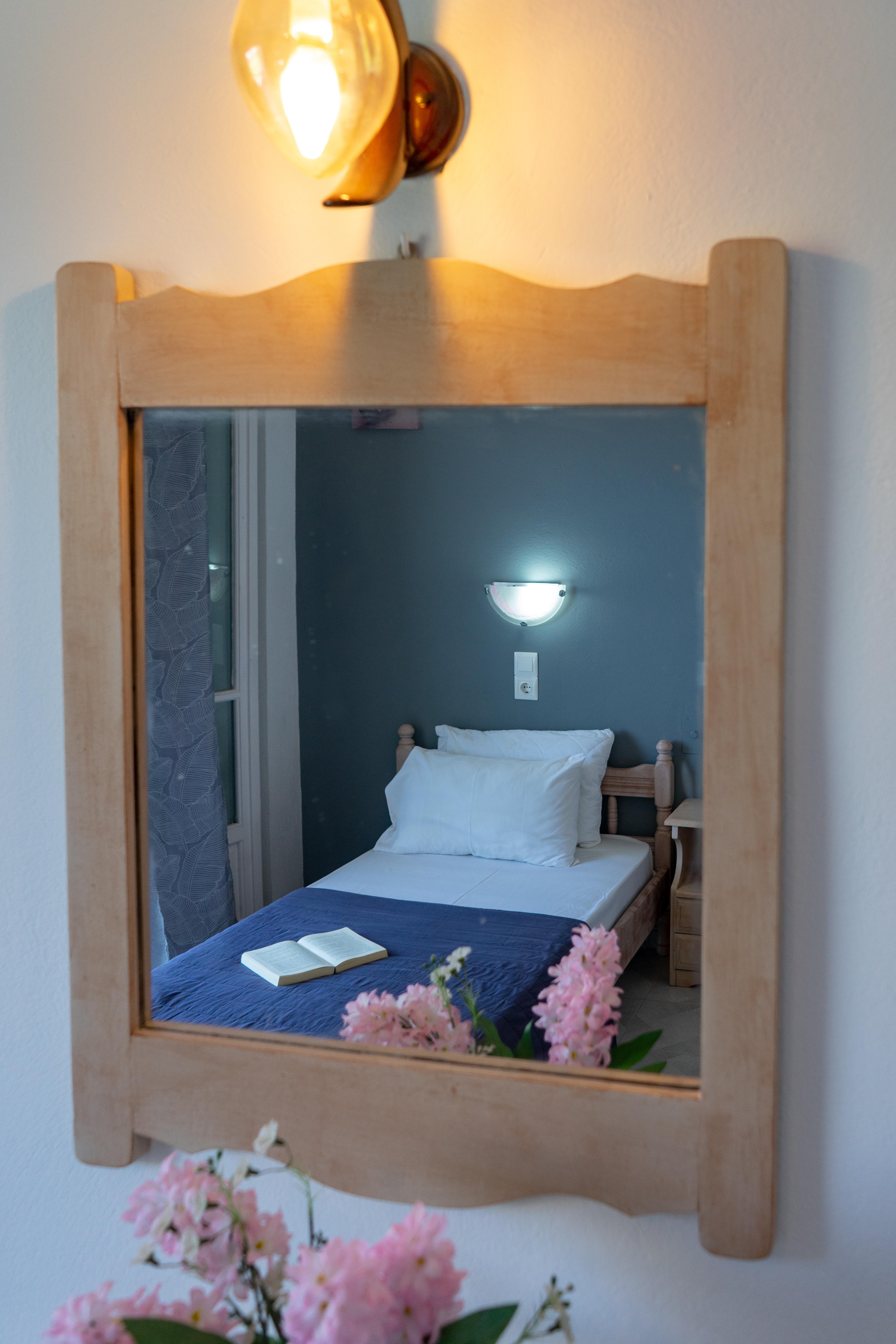 Room, Twin Beds, Mountain View