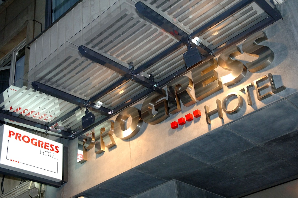 Hotel Progress 42/65