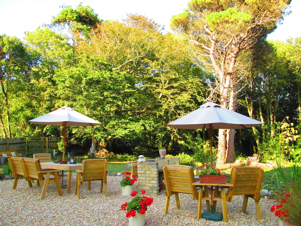 Weston Manor Bed And Breakfast 2/30
