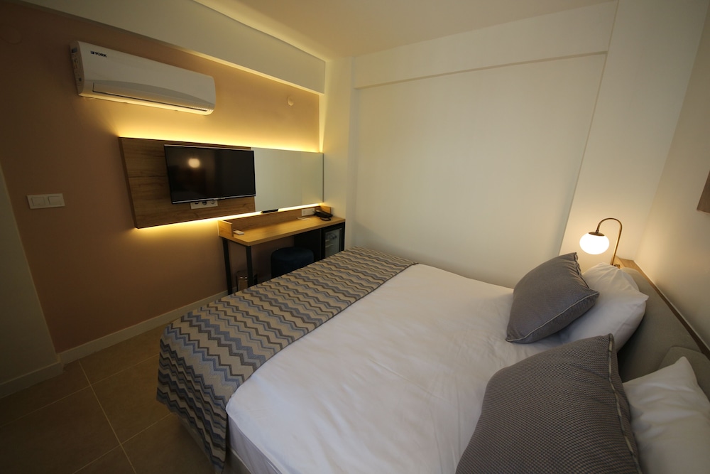 Spilos Gumuldur Hotel 15/22