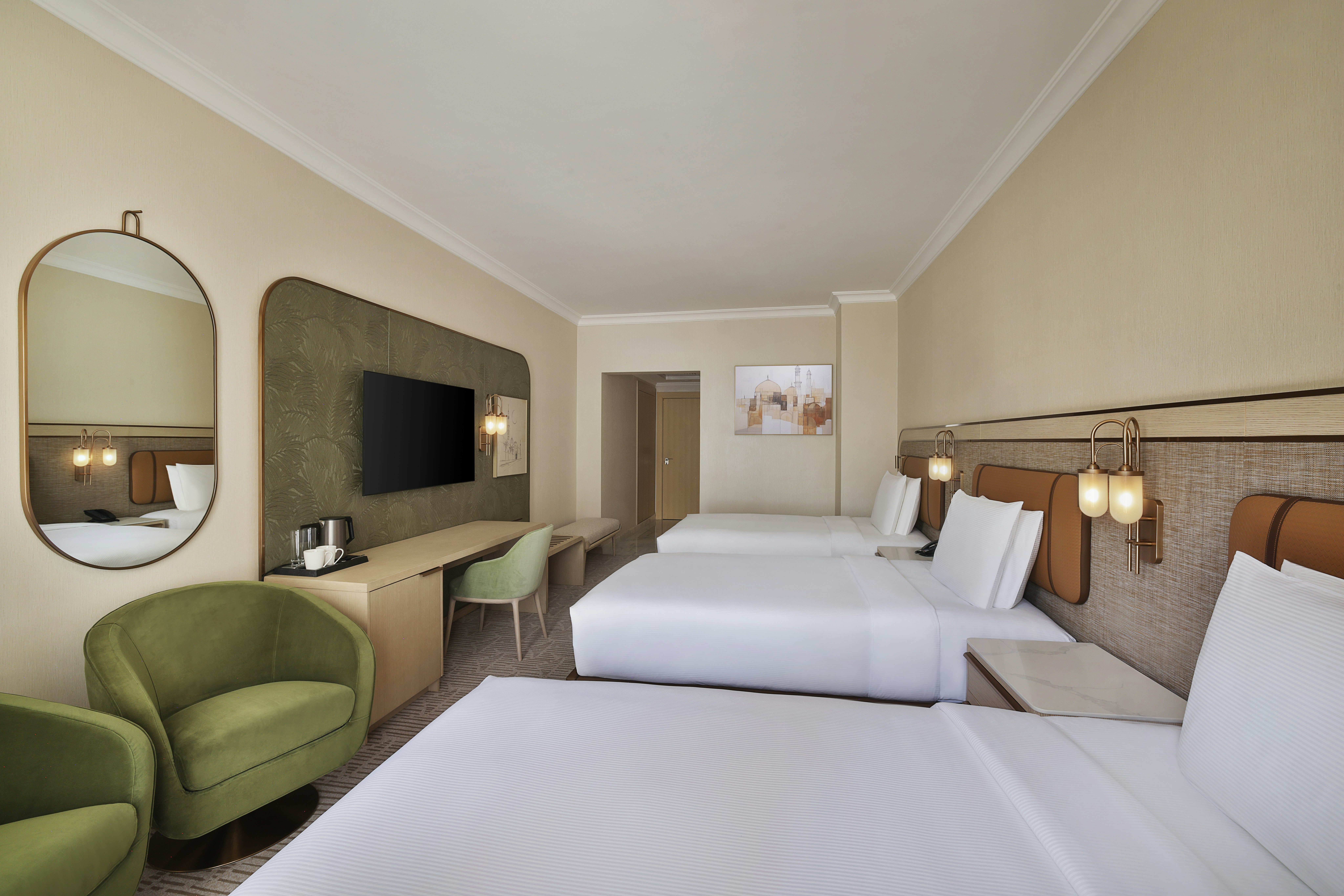 DELUXE, 3 BEDS