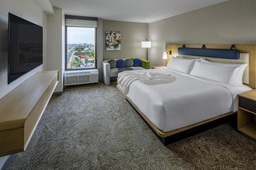 JUNIOR SUITE, 2 DOUBLE BEDS
