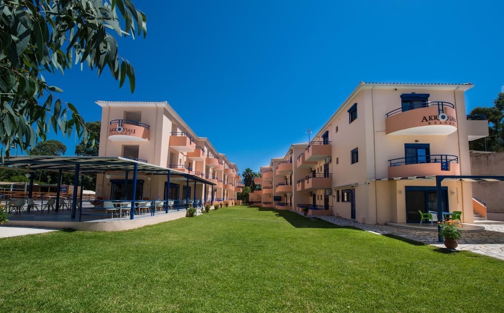 Akroyiali Resort 32/41