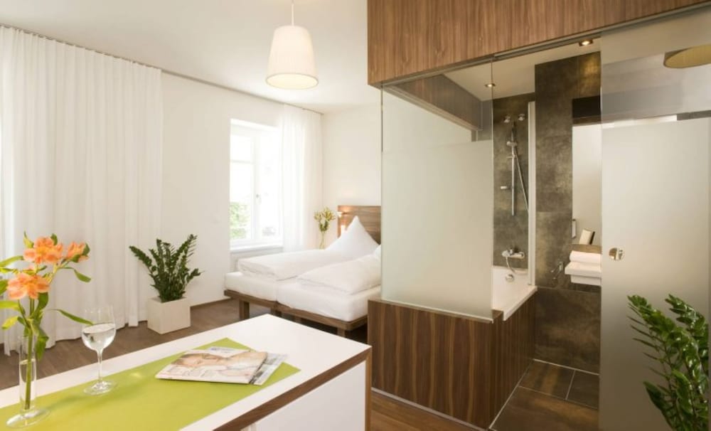 Hotel Constantia 7/38