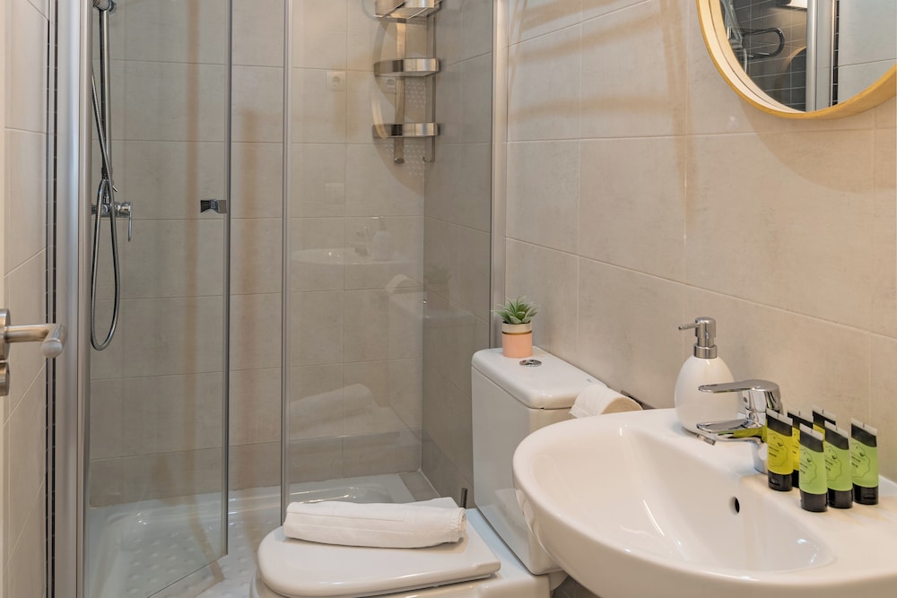 Feelathome Merced Apartments 55/61