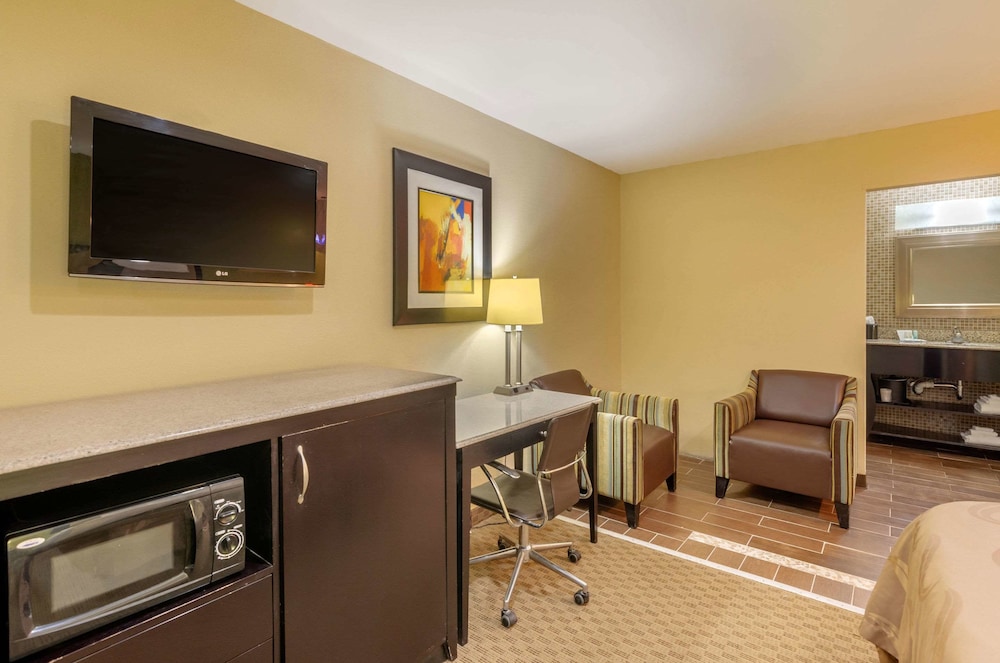 Quality Inn Covington Downtown 31/33