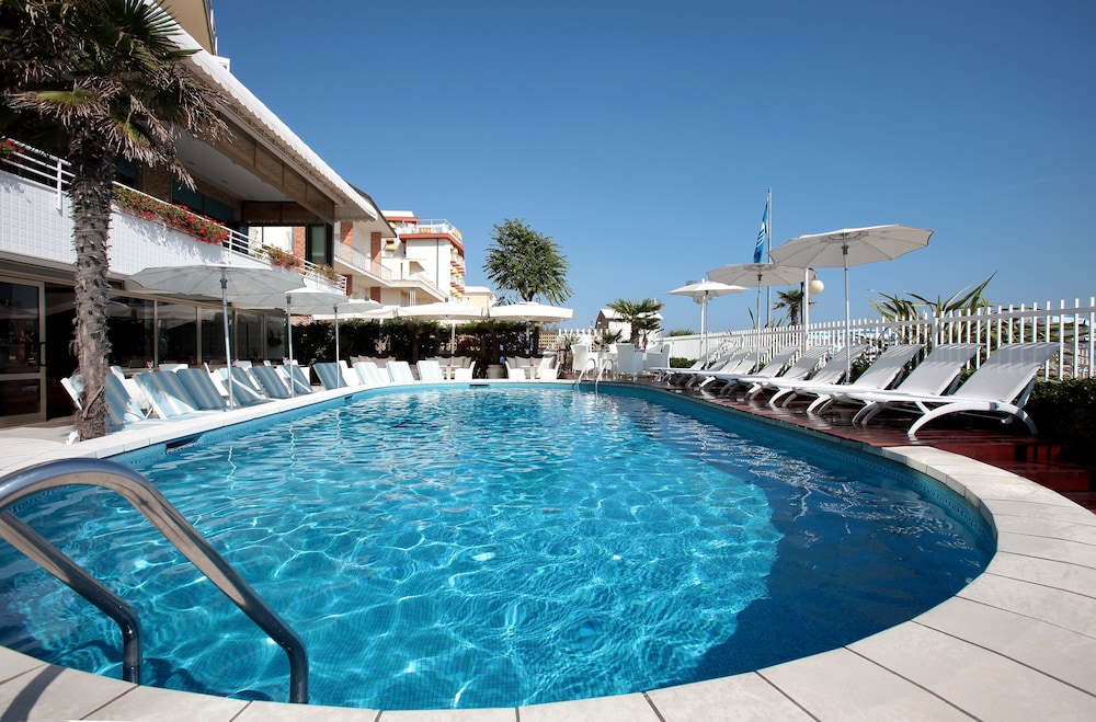 Hotel Rivamare 4/73