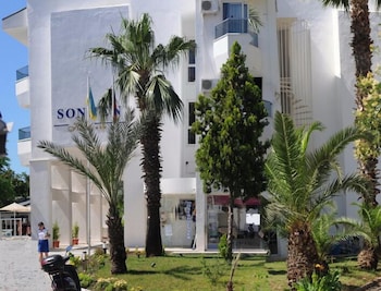 Sonnen Hotel 5/30