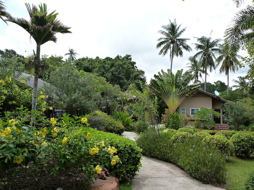 Bann Suan Rachawadee B&B 19/30