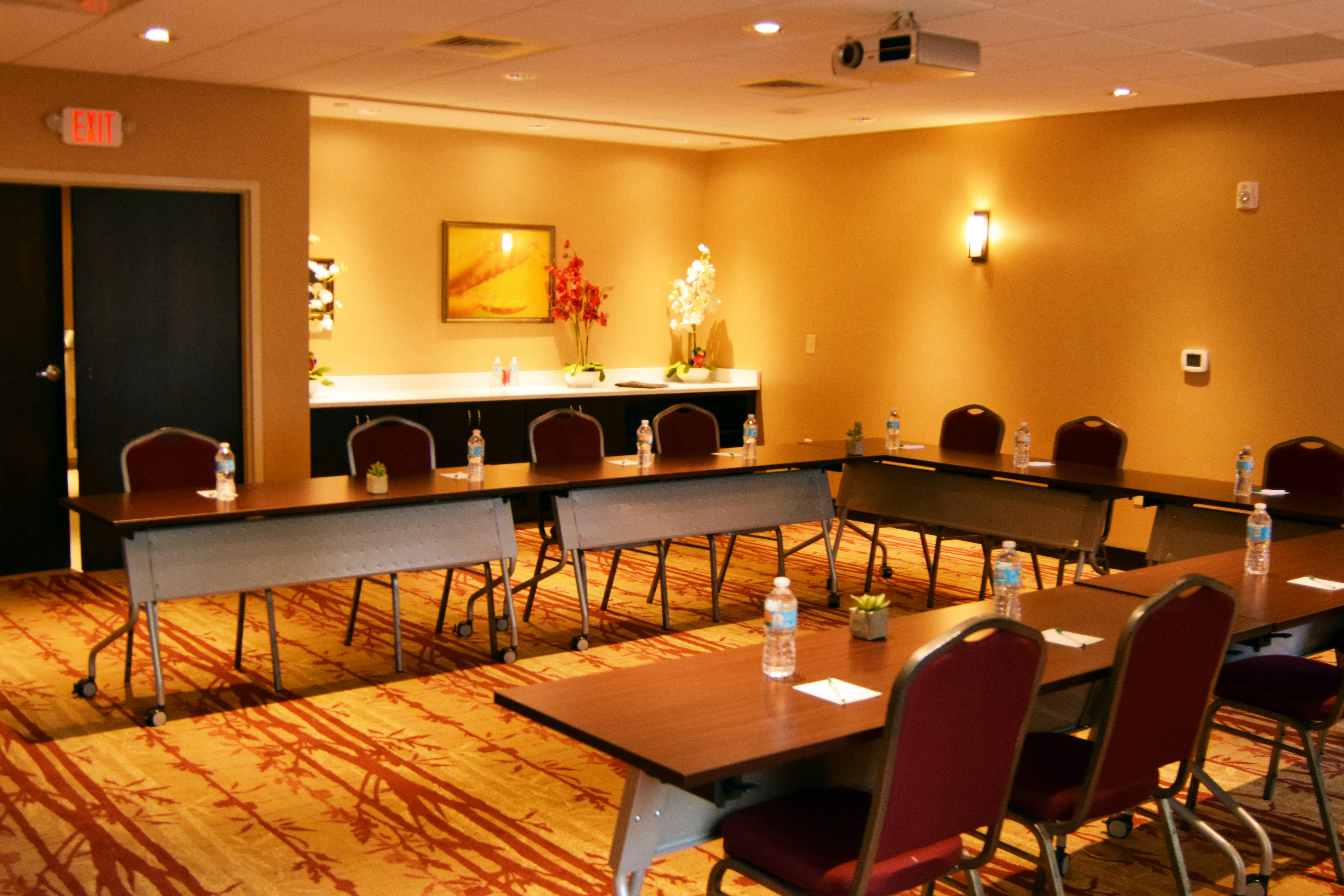 Homewood Suites by Hilton Charlotte Ballantyne, NC 50/63