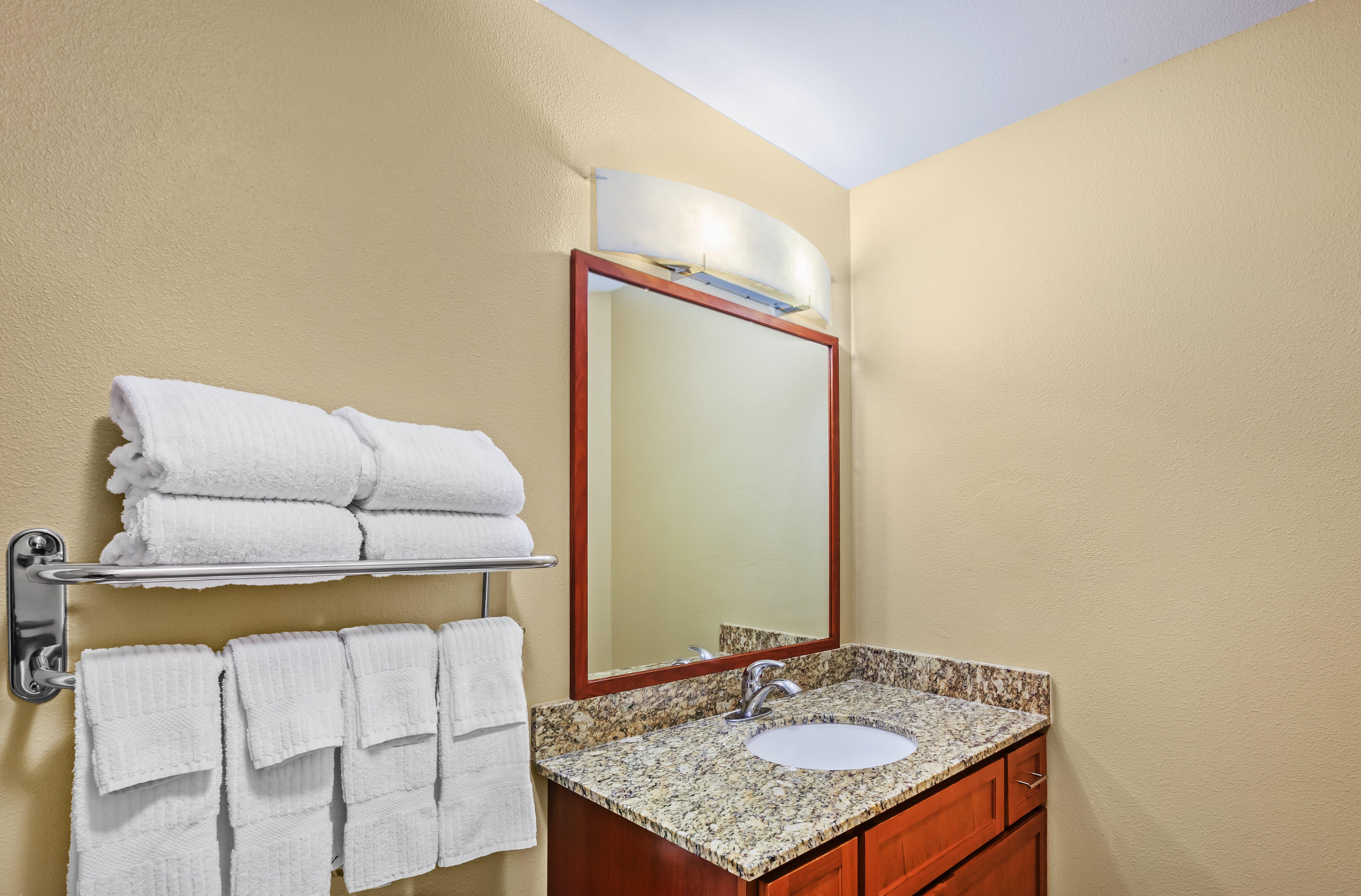 جناح بغرفة نوم واحدة بمطبخ