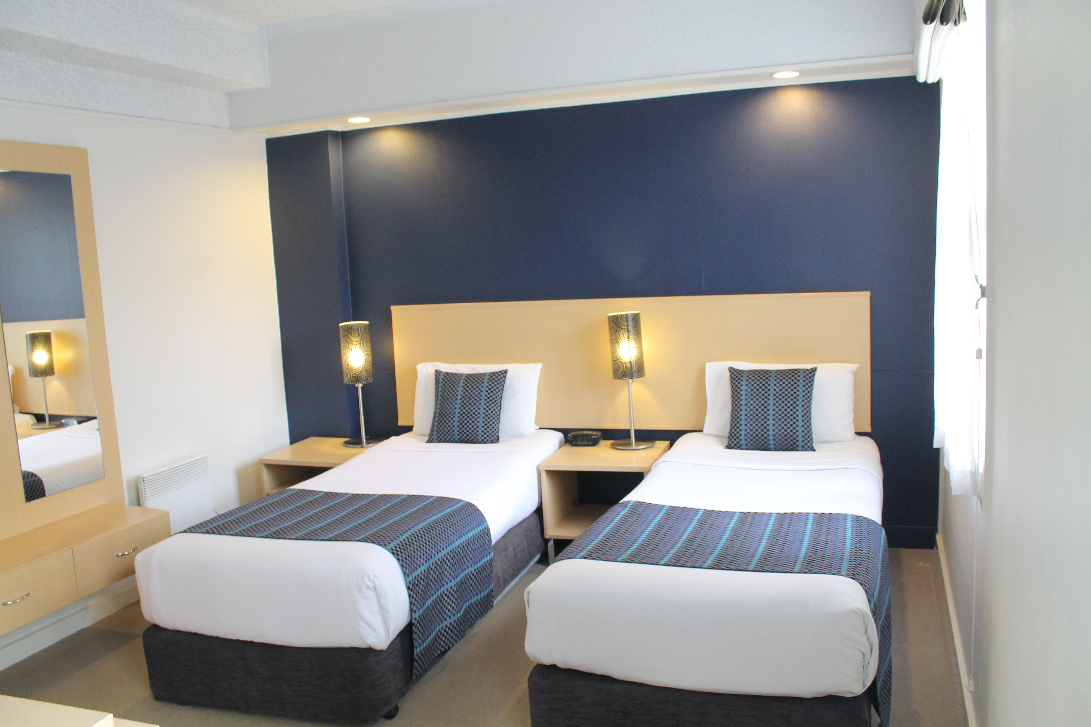 STANDARD, TWIN BEDS