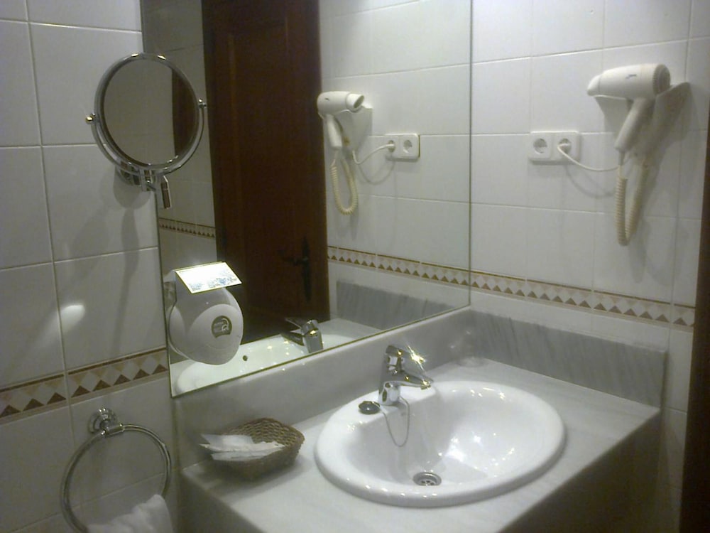 Hotel Comillas 25/27