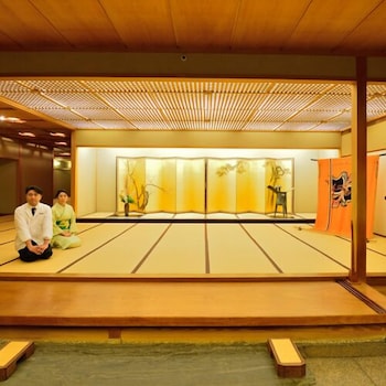 Kinjohro Kanazawa 29/56