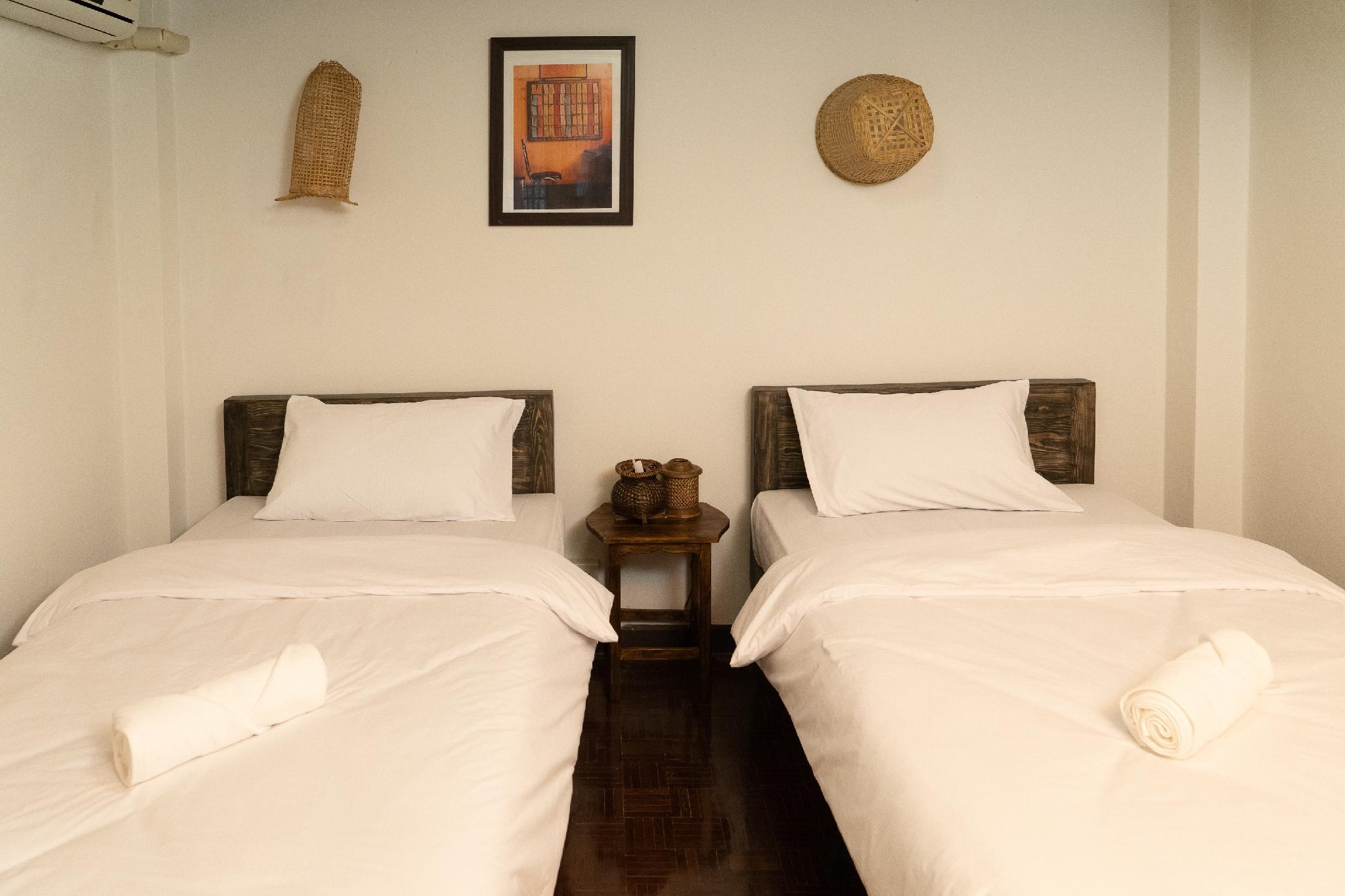 Semi Room, Standard, Semi Double Bed, Twin Beds